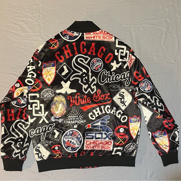 Men's Chicago White Sox Pro Standard Black Allover Print Satin Full-Snap Jacket - Picture 4 of 10